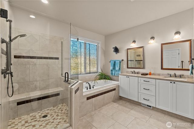 6024 Troon Lane SE, Olympia, WA 98501