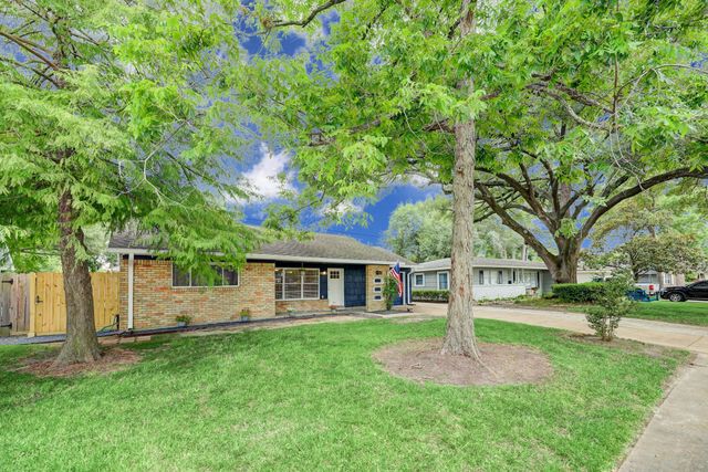 5013 Verdome Lane, Houston, TX 77092
