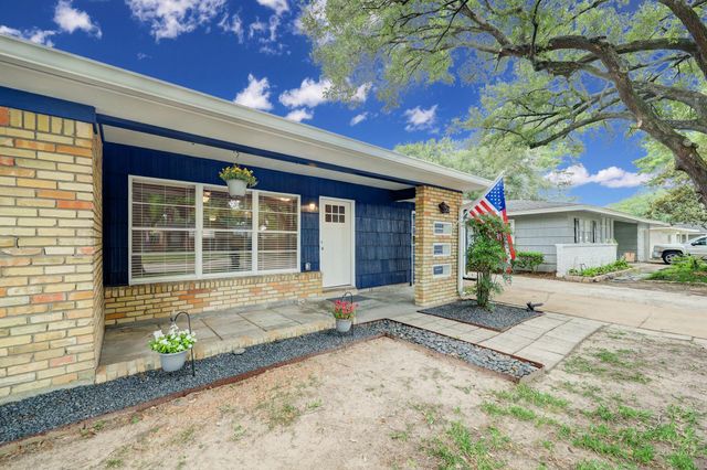 5013 Verdome Lane, Houston, TX 77092