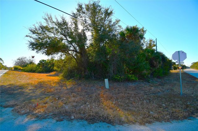 17255 WINTERGARDEN AVENUE, Port Charlotte, FL 33948