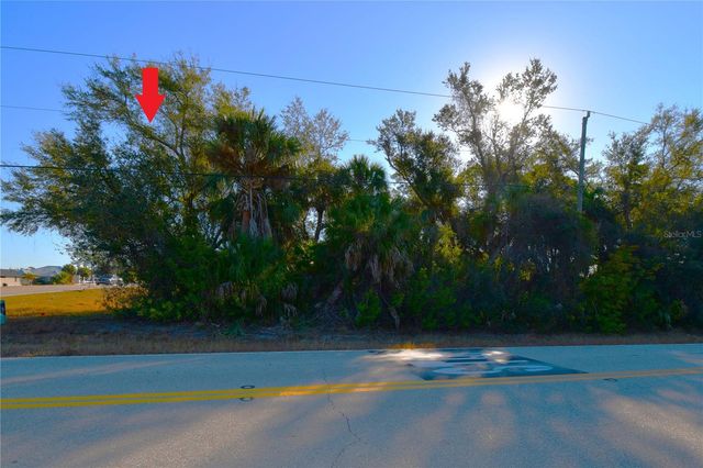 17255 WINTERGARDEN AVENUE, Port Charlotte, FL 33948