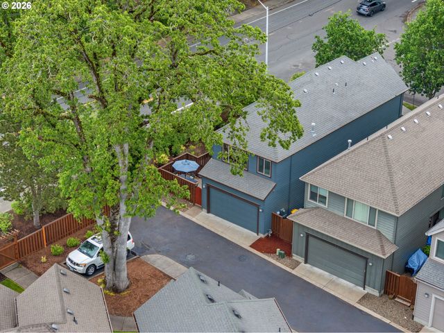 8988 Sw TAYLORS FERRY Rd, Portland, OR 97223
