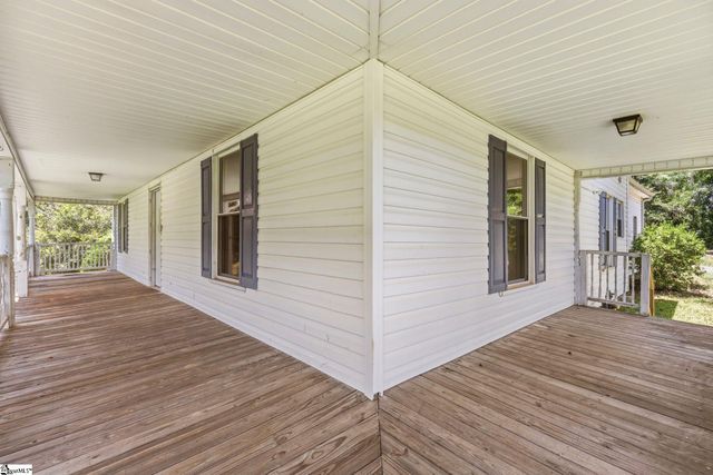 36 Dendy Street, Pelzer, SC 29669