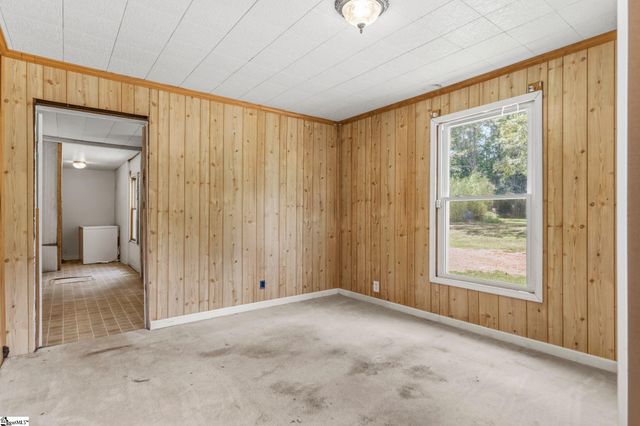 36 Dendy Street, Pelzer, SC 29669