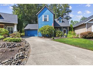 898 Ne PACIFIC Dr, Fairview, OR 97024