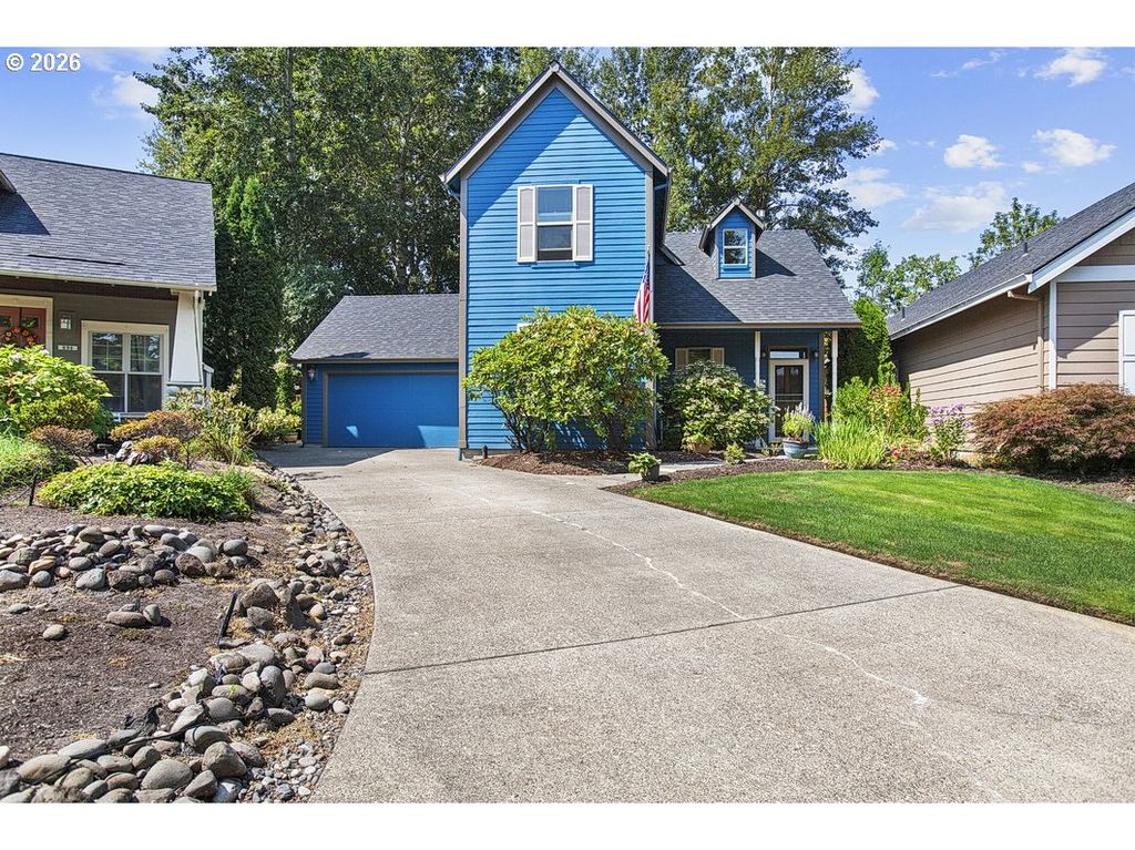 898 Ne PACIFIC Dr, Fairview, OR 97024
