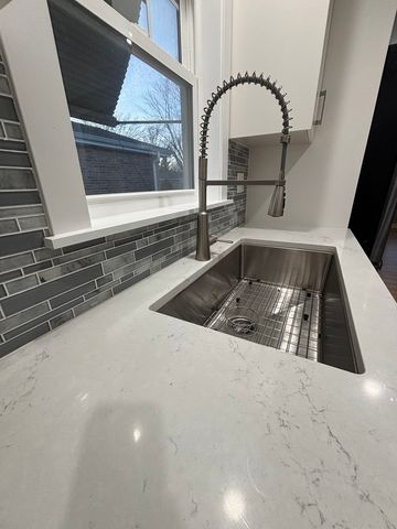 256 Maple Avenue, South Chicago Heights, IL 60411