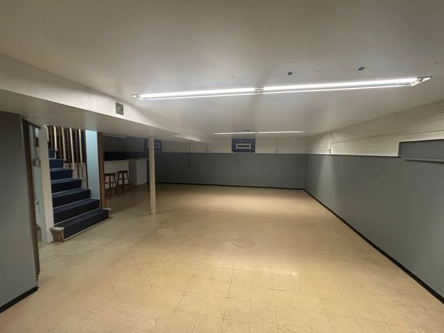 256 Maple Avenue, South Chicago Heights, IL 60411