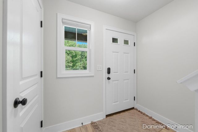 16936 Birchview Drive, Nunica, MI 49448