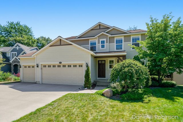 16936 Birchview Drive, Nunica, MI 49448