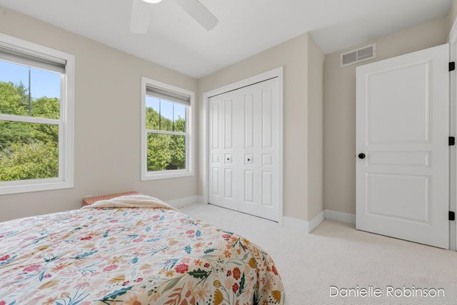 16936 Birchview Drive, Nunica, MI 49448