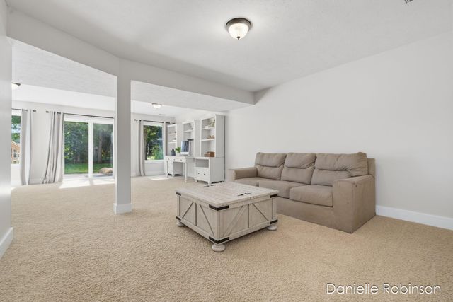 16936 Birchview Drive, Nunica, MI 49448