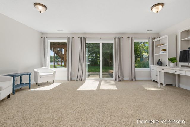 16936 Birchview Drive, Nunica, MI 49448