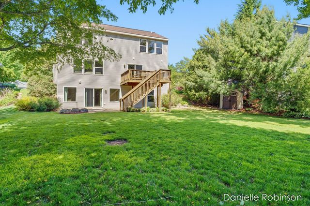 16936 Birchview Drive, Nunica, MI 49448
