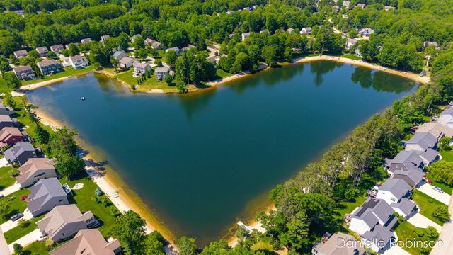 16936 Birchview Drive, Nunica, MI 49448