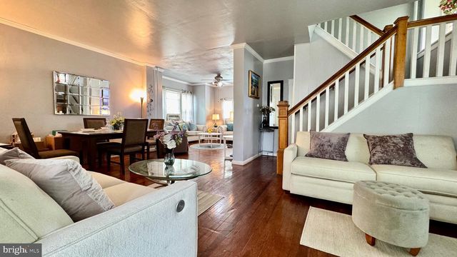 28 S ELM AVE, Aldan, PA 19018