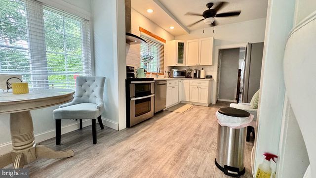 28 S ELM AVE, Aldan, PA 19018
