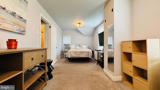 28 S ELM AVE, Aldan, PA 19018