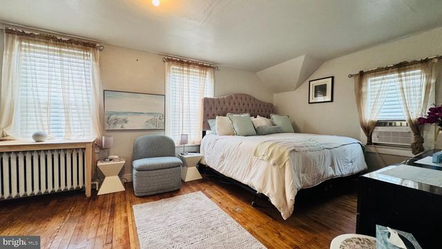28 S ELM AVE, Aldan, PA 19018