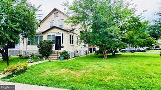 28 S ELM AVE, Aldan, PA 19018