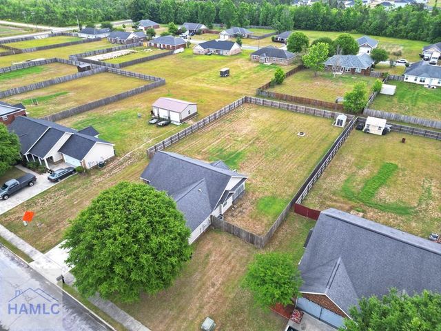 113 Mancey Garrason Loop NE, Ludowici, GA 31316