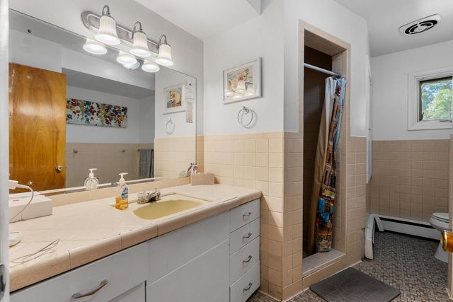 3831 Portage Street, Kalamazoo City, MI 49001