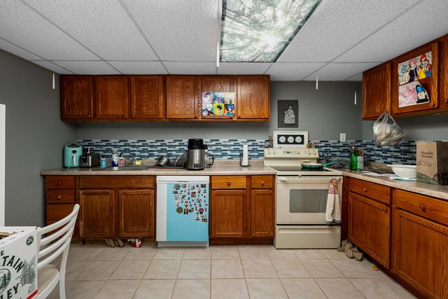 3831 Portage Street, Kalamazoo City, MI 49001