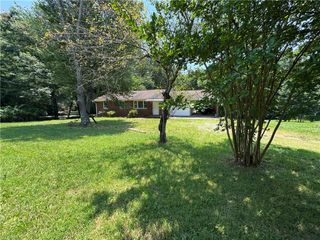 2512 Oak Ridge Road, Oak Ridge, NC 27310