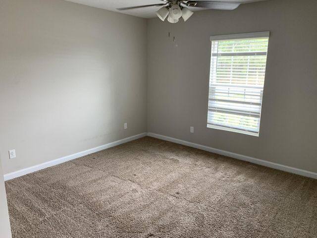 872 SE Chaloupe Avenue, Port St. Lucie, Port St Lucie, FL 34983