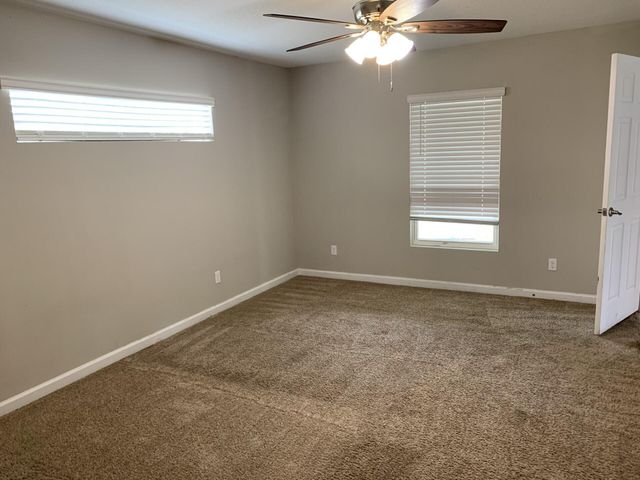 872 SE Chaloupe Avenue, Port St. Lucie, Port St Lucie, FL 34983