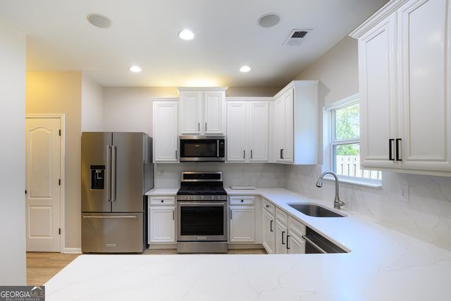 10 Bayview Drive, Newnan, GA 30265