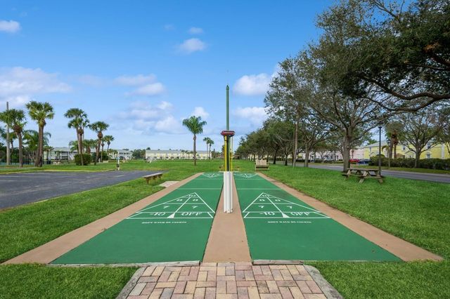 5282 BEACH DRIVE SE APT D, St Petersburg, FL 33705
