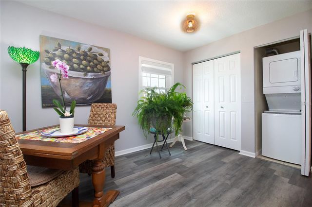 5282 BEACH DRIVE SE APT D, St Petersburg, FL 33705