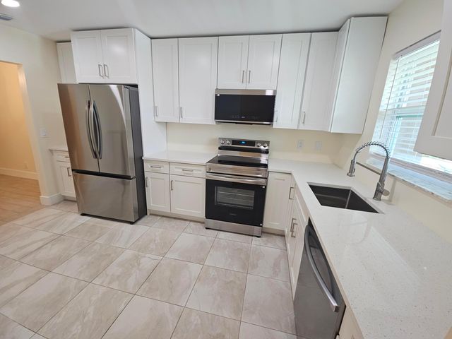 5780 Fernley Drive W 89, West Palm Beach, FL 33415