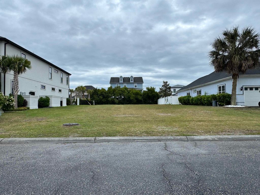 942 Shipmaster Ave., Myrtle Beach, SC 29579