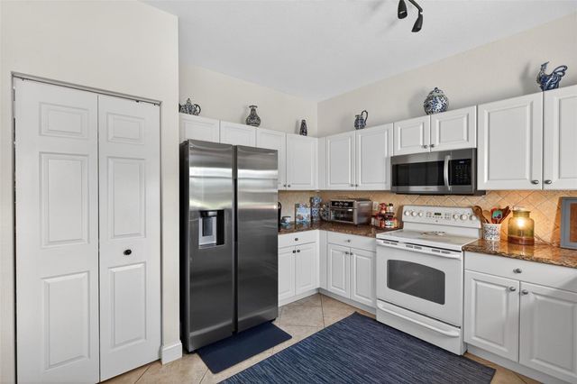10284 CREPE JASMINE LANE, Fort Myers, FL 33913