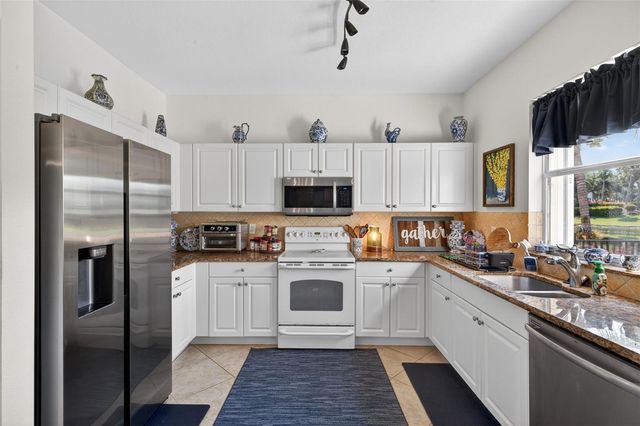 10284 CREPE JASMINE LANE, Fort Myers, FL 33913