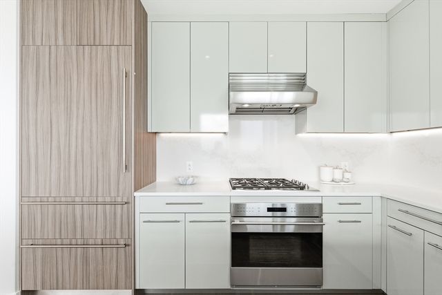188 Brookline 26J, Boston, MA 02115