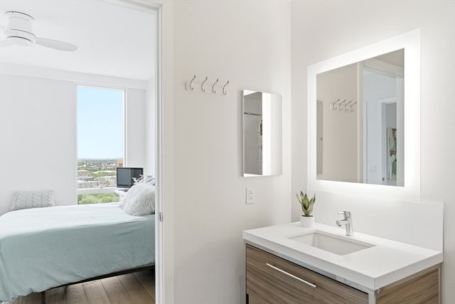 188 Brookline 26J, Boston, MA 02115
