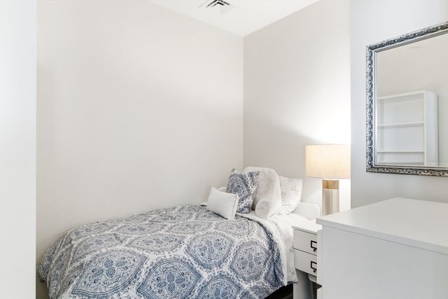 188 Brookline 26J, Boston, MA 02115
