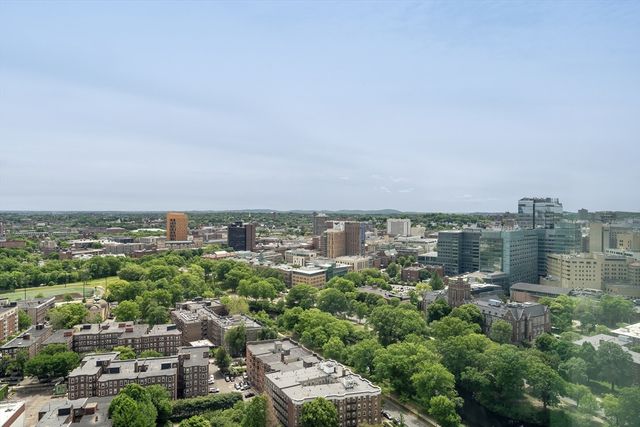 188 Brookline 26J, Boston, MA 02115