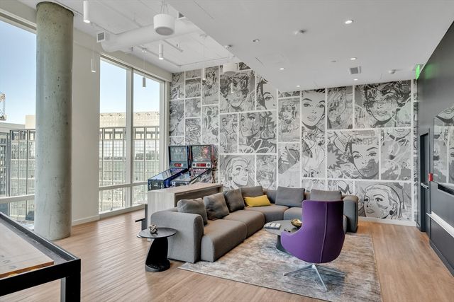 188 Brookline 26J, Boston, MA 02115