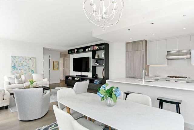 188 Brookline 26J, Boston, MA 02115