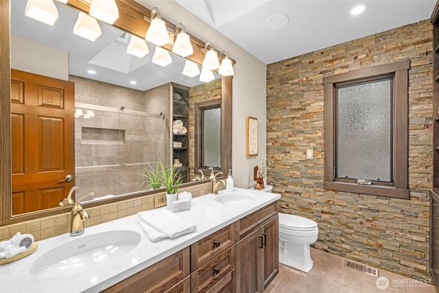 2519 239th Avenue SE, Sammamish, WA 98075