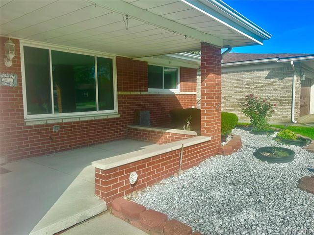 13605 Ascot Drive, Sterling Heights, MI 48312
