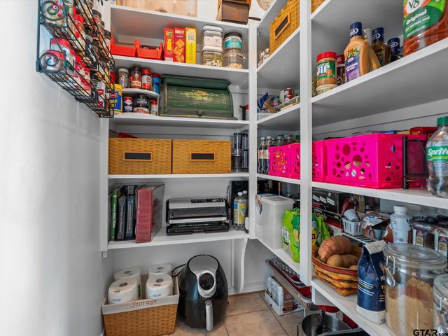 323 Hideaway Lane East, Hideaway, TX 75771