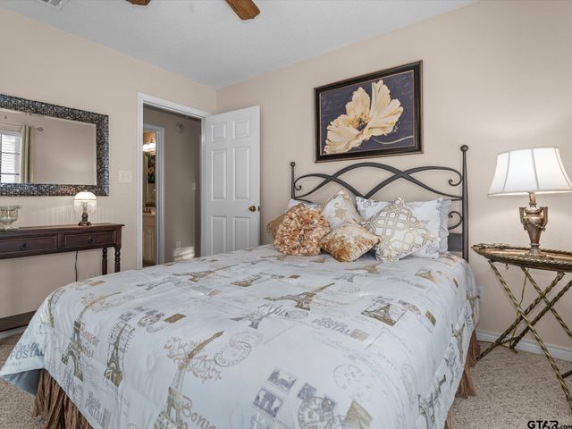 323 Hideaway Lane East, Hideaway, TX 75771