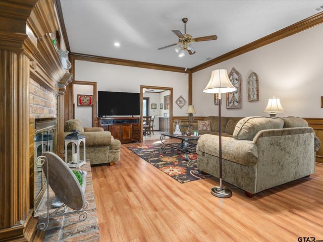 323 Hideaway Lane East, Hideaway, TX 75771