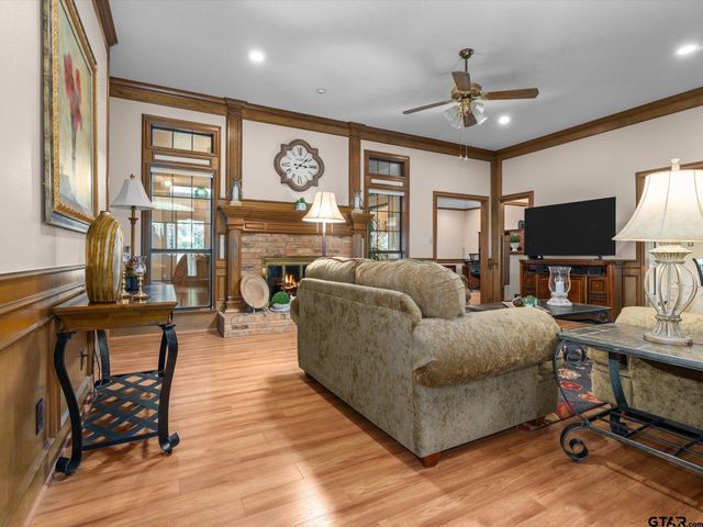 323 Hideaway Lane East, Hideaway, TX 75771