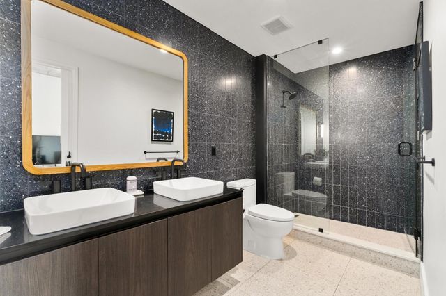 48 East Ave 1310, Austin, TX 78701